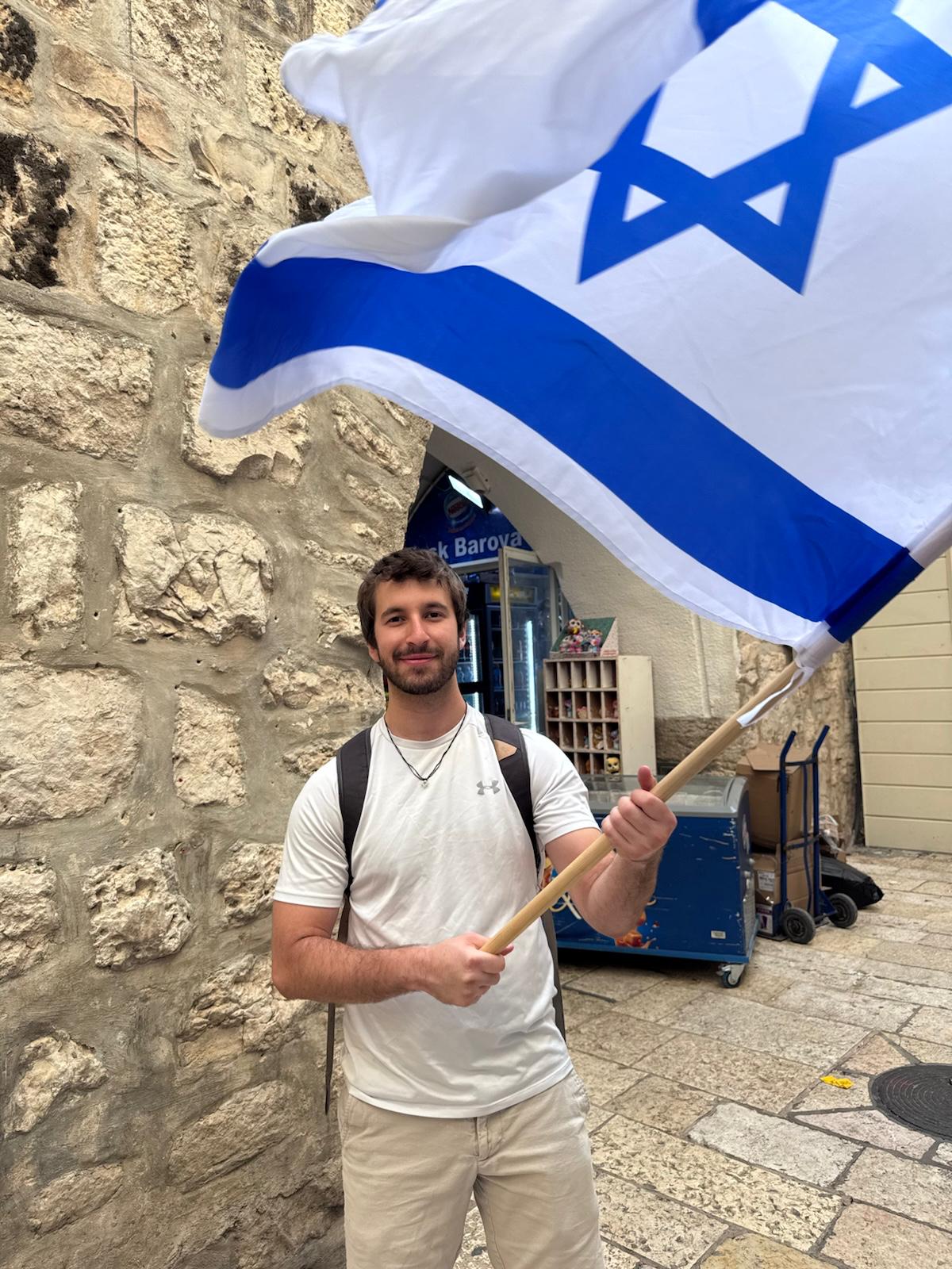 Stav Tsechansky